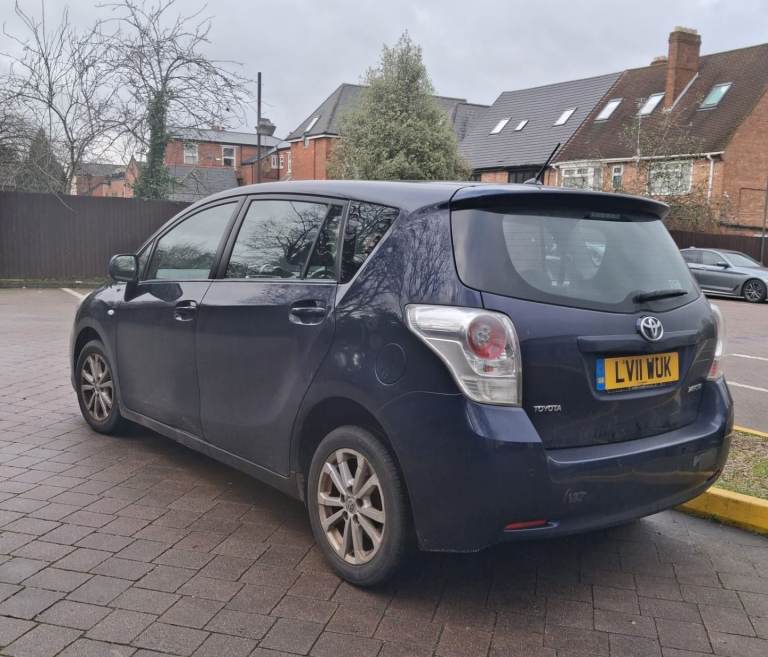 Toyota verso automatic 2011 1.8 petrol 