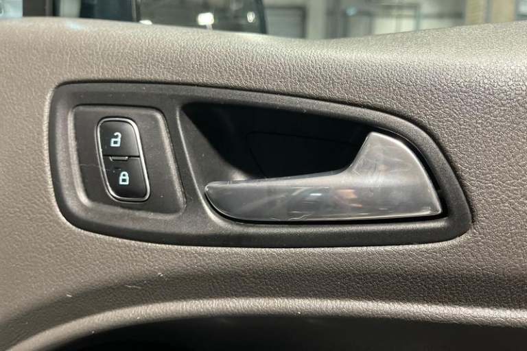 2021 Ford Tourneo Connect 1.5 EcoBlue 120 Titanium 5dr Manual MPV Diesel Manual