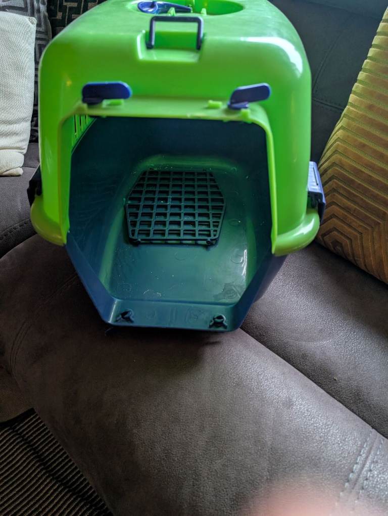 Small pet Carrier 