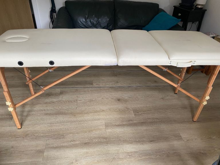 Massage therapy table