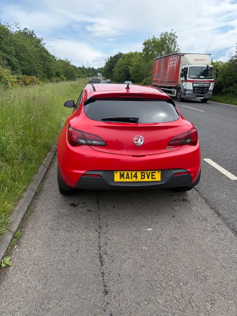 Vauxhall, ASTRA GTC, Hatchback, 2014, Manual, 1364 (cc), 3 doors