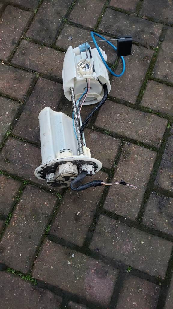 Toyota Yaris fuel pum