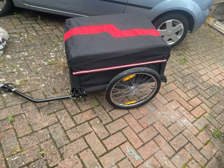 Folding bike trailer
