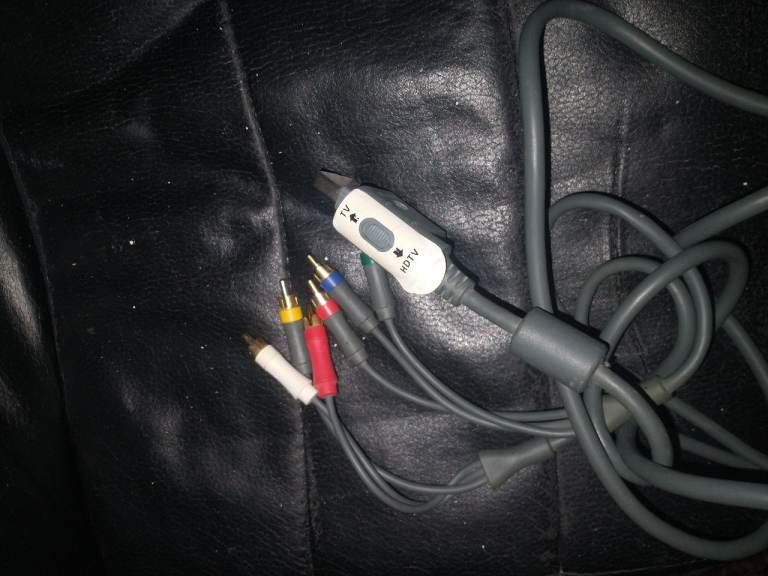 image for Official Microsoft XBOX 360 COMPONENT HDTV TV AV Cable Lead