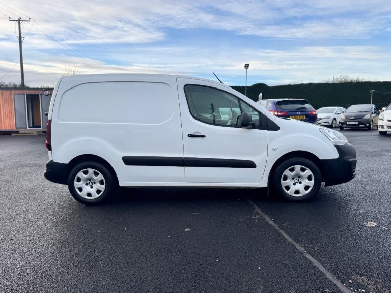 2015 Peugeot Partner 1.6L - Not Citreon Berlingo - Toyota Proace 