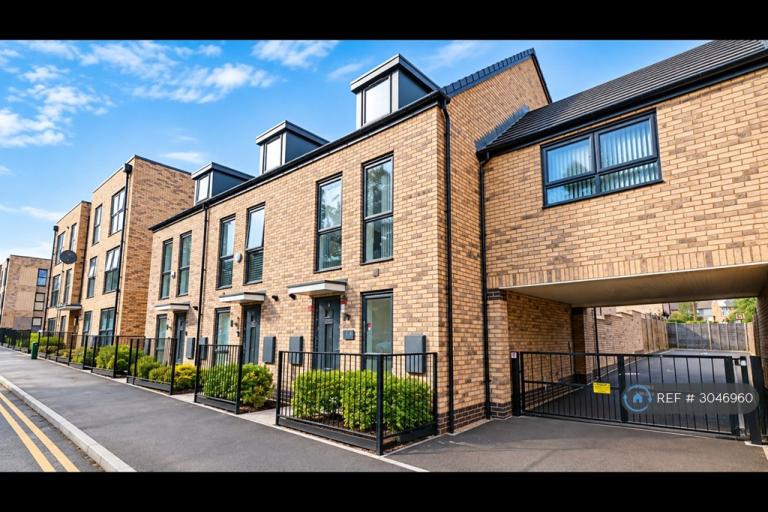 5 bedroom house in Hope Street, Birmingham, B5 (5 bed) (#3046960)