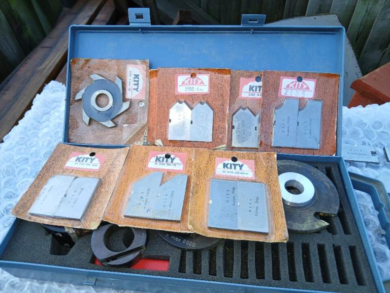 KITY SPINDLE MOULDER CUTTER BLOCK & CUTTERS
