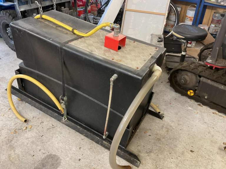 Professional Valeting Water Tank - fits in small van.