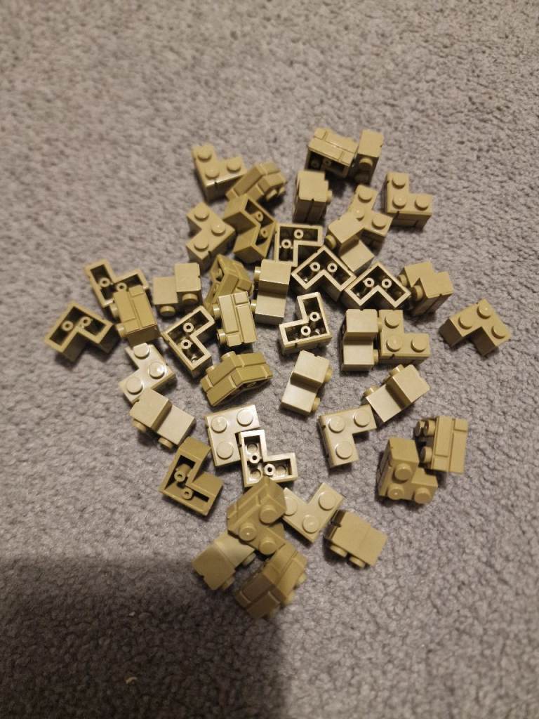 Lego masonary dark tan corner brick