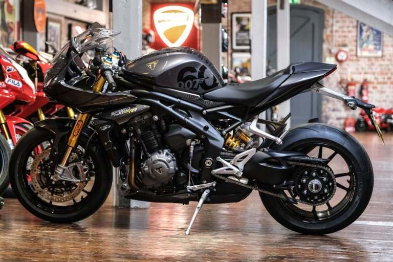 Triumph Speed Triple RR "Bond Edition" No: 49 of 60