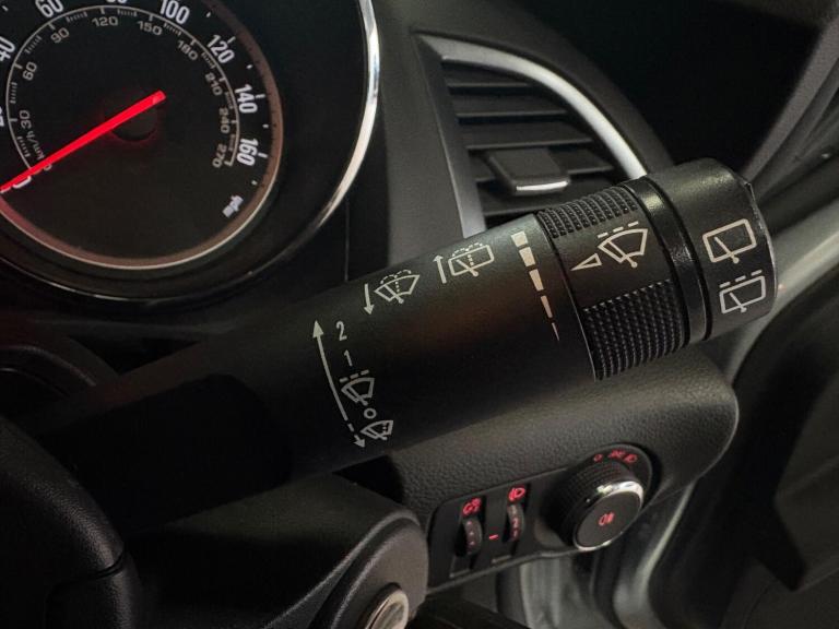 2014 Vauxhall Astra 1.4i 16V Design 5dr HATCHBACK PETROL Manual