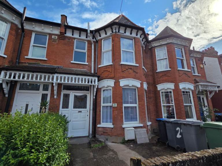 Newly renovated 4 bedroom house to rent in heart of Dollis Hill short walk from underground station