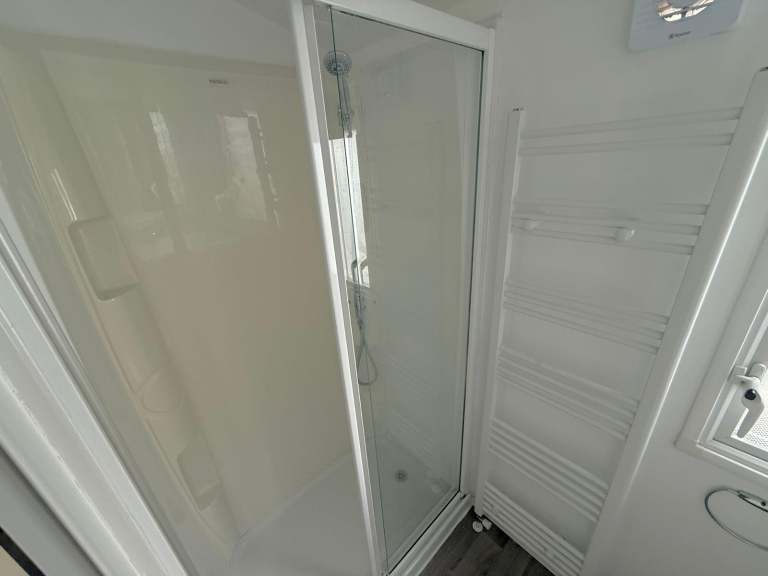  Static caravan double glazed & central heated 3 bed Willerby Seasons