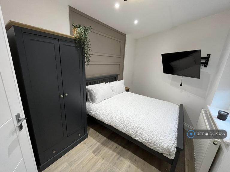 1 bedroom in Rectory Road, Rushden, NN10 (#2809788)