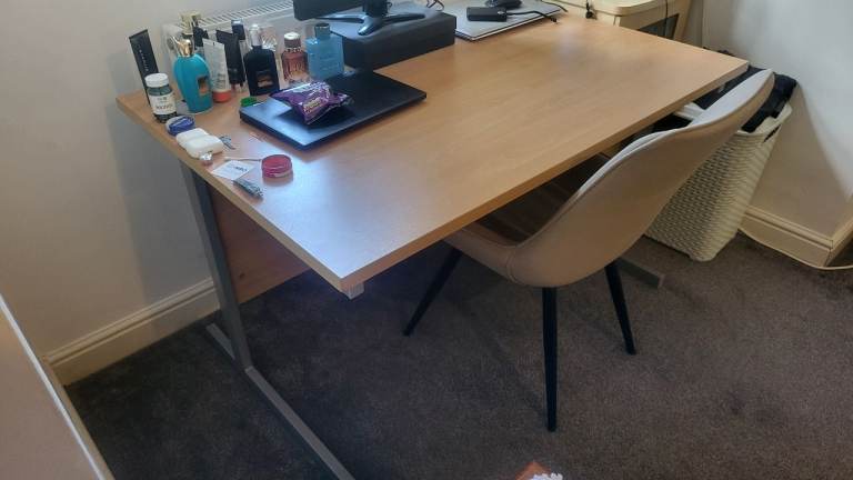 Wooden Desk with Metal Frame 