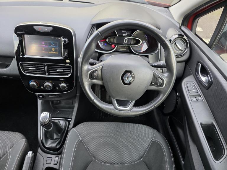 2016 Renault Clio 1.5 dCi Dynamique Nav Euro 6 (s/s) 5dr HATCHBACK Diesel Manual