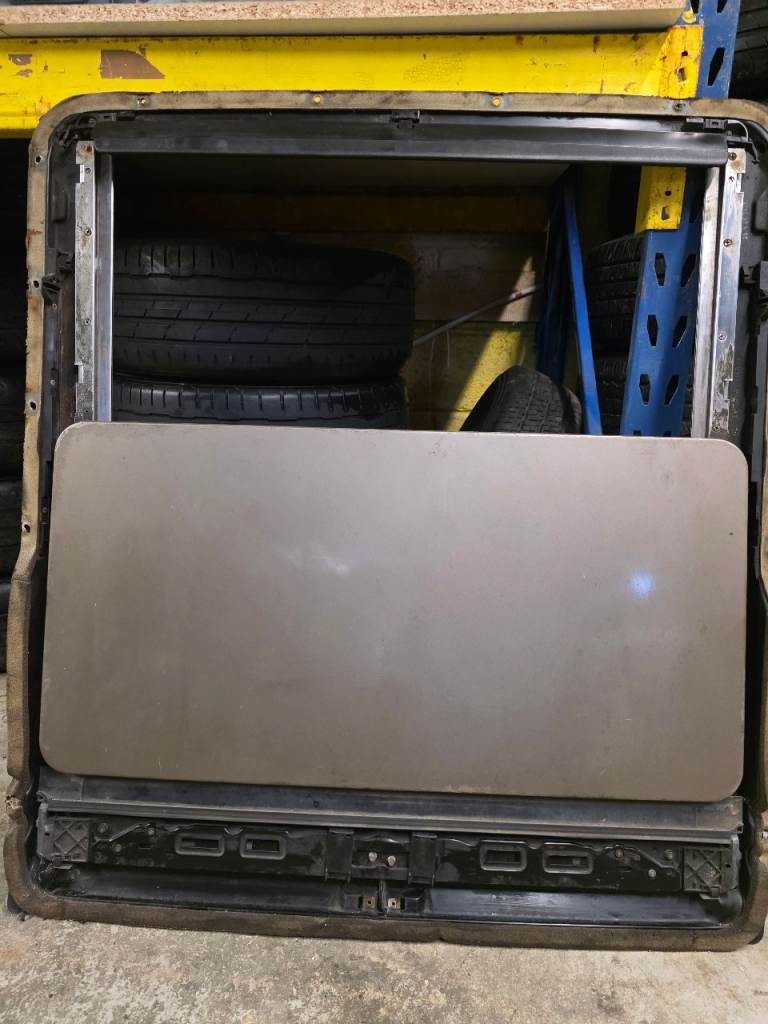 Mercedes-Benz W201 190LE Power Sunroof Frame