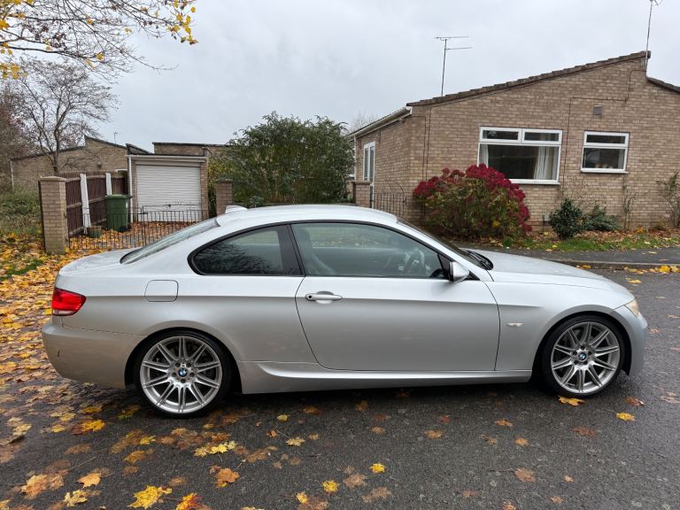 BMW, 3 SERIES, Coupe, 2007, Semi-Auto, 2993 (cc), 2 doors