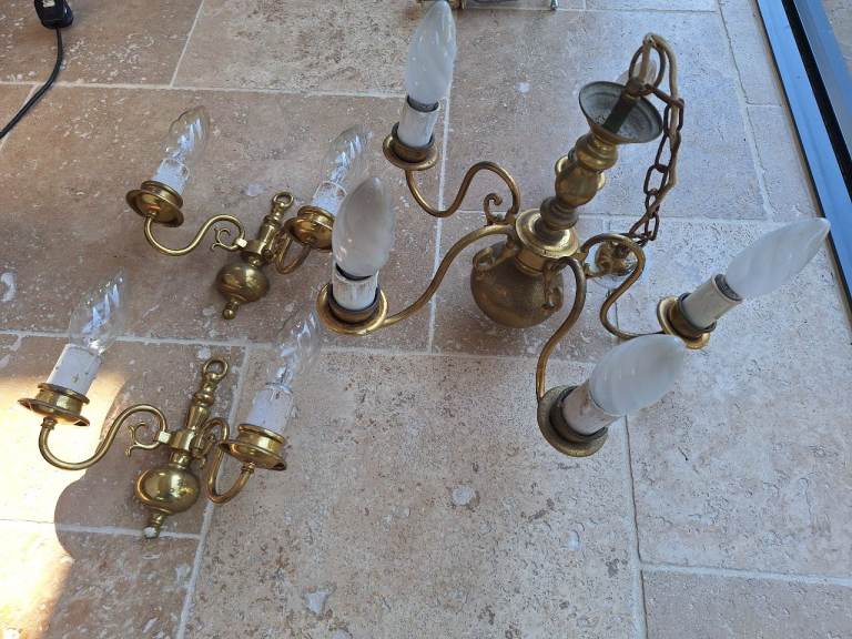 Antique Brass Chandelier and 2 x Wall Lights Set – Good Condition