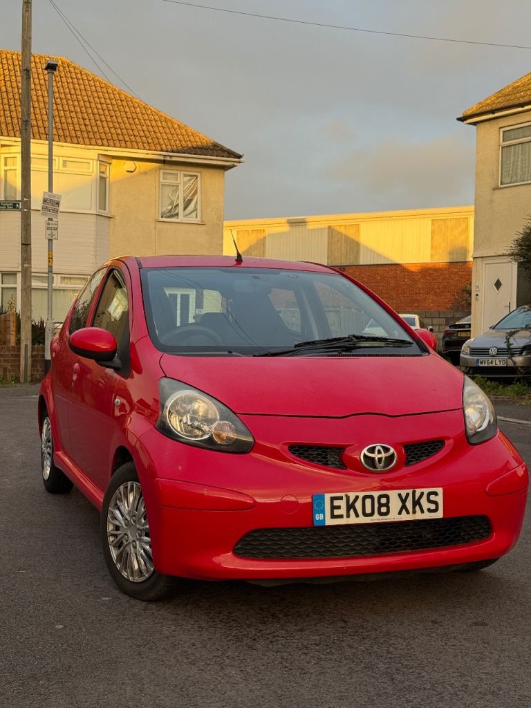 Toyota, AYGO, Hatchback, 2008, Manual, 998 (cc), 5 doors