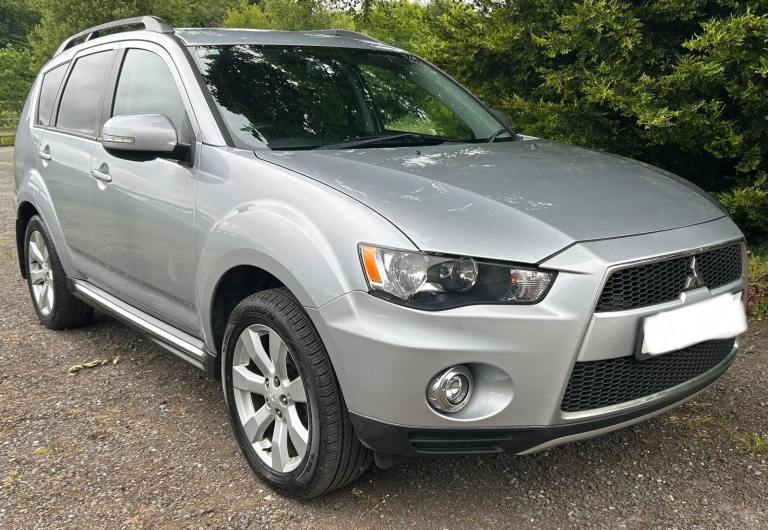 Mitsubishi, OUTLANDER, Estate, 2013, Manual, 2268 (cc), 5 doors