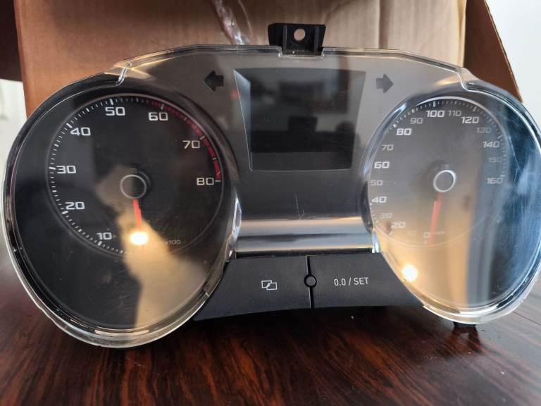 Seat Ibiza 6J 2016 dash cluster 