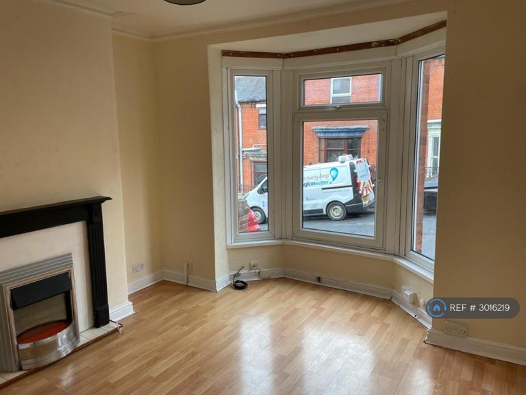 3 bedroom house in Horton Street, Lincoln, LN2 (3 bed) (#3016219)