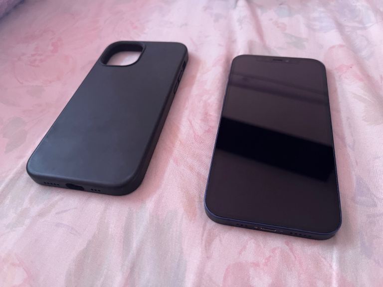 Apple iPhone 12 Blue