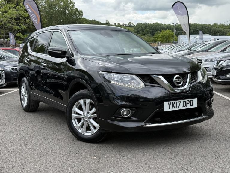 2017 NISSAN X-TRAIL 1.6 dCi Acenta ULEZ Diesel Automatic 5 Door Black