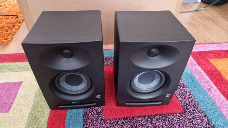 Presonus Eris Studio 4 4.5" monitors speakers
