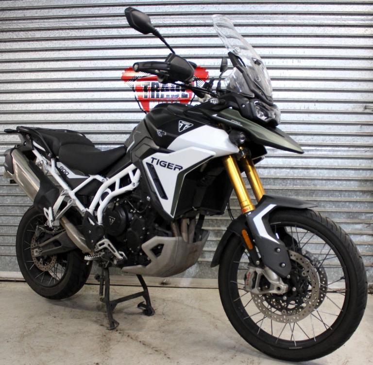 2024 24 TRIUMPH TIGER 900 RALLY PRO ABS TRADE SALE GREEN 4009MILES NEW MOT CAT N