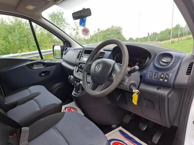 VAUXHALL VIVARO 1.6 CDTi 2900 2015