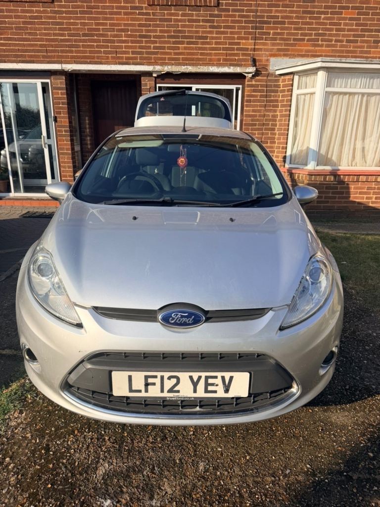 Ford, FIESTA, Hatchback, 2012, Manual, 1242 (cc), 5 doors