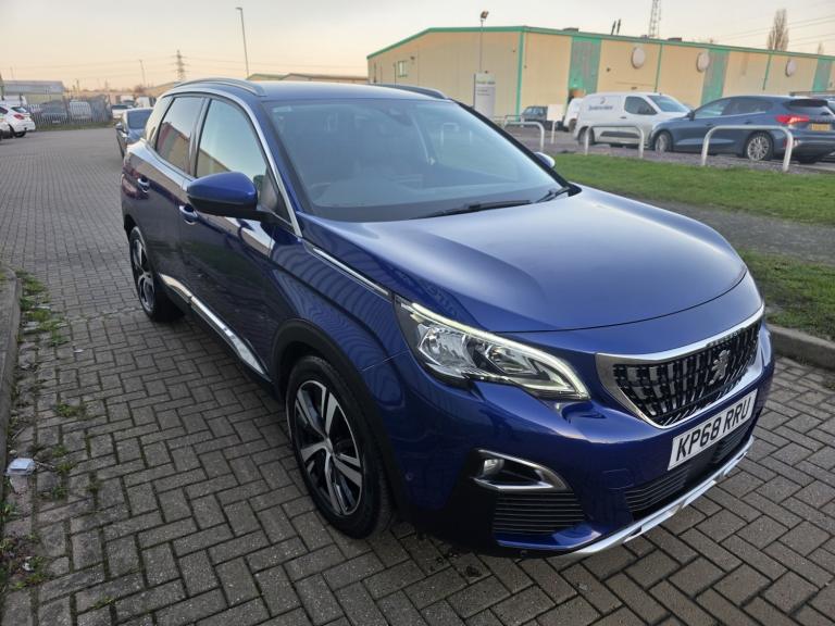 PEUGEOT 3008 1.5 BlueHDi Allure 2018
