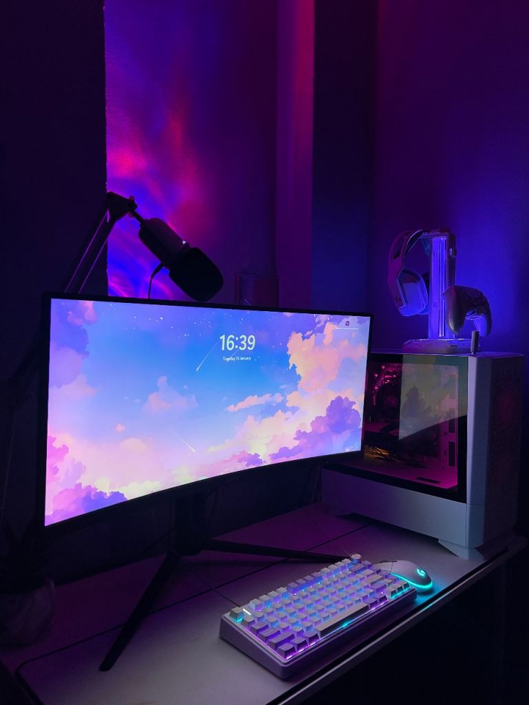 MSI Optix MAG301CR2 Full HD 30” 200Hz Curved Gaming Monitor - Black