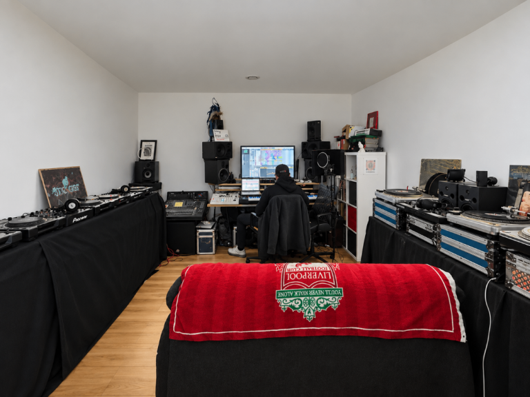 Music Studio | Podcast | SoundProof Room In Hackney East London E9