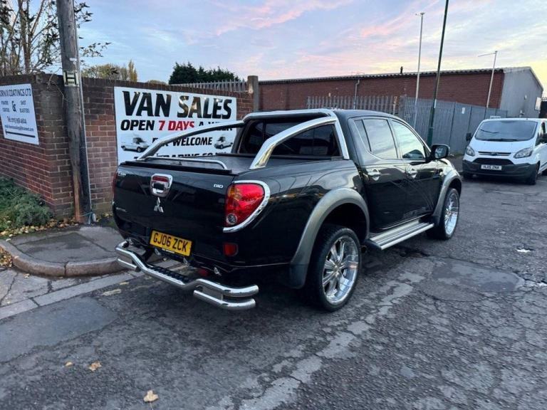 2006 06 MITSUBISHI L200 2.5 DI-D ANIMAL PICKUP 4DR DIESEL MANUAL 4WD (228 G/KM,