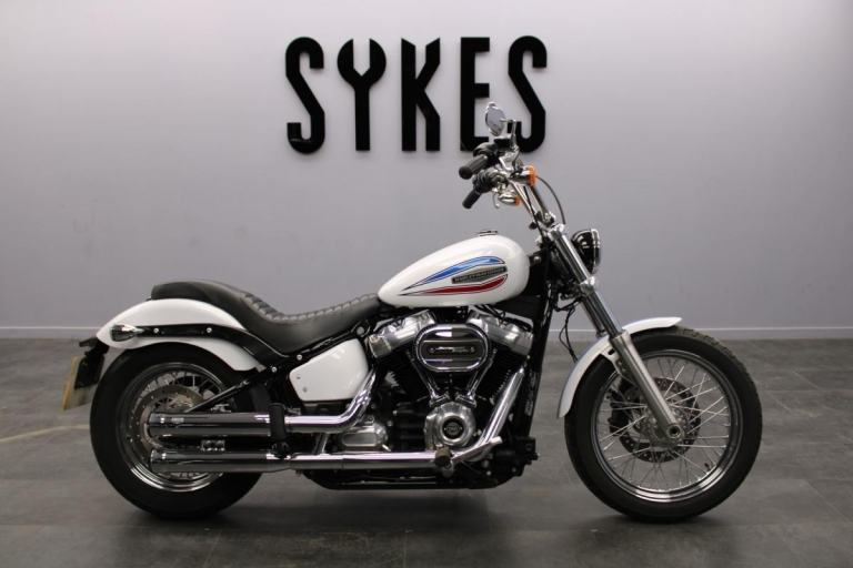 Custom 2023 Harley-Davidson FXST Softail Standard in 35th Anniversary Tribute 