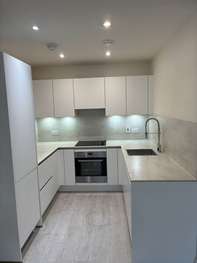 Fadi Brave Cleaning Ltd - 5 Star Cleaner Service London Domestic & Commercial