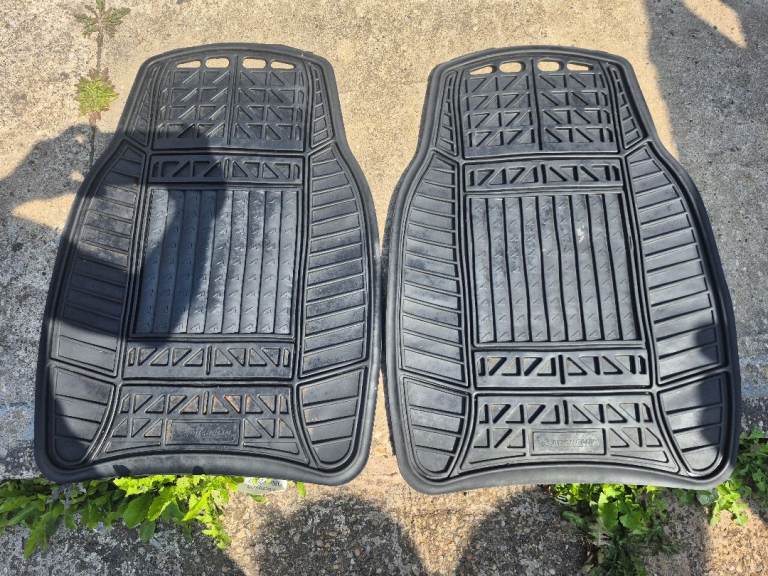 2 x quantity of Michelin rubber car mats 