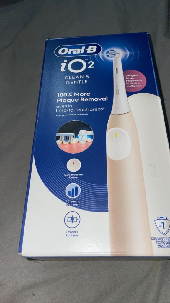 Oral-B iO2 Clean & Gentle Electric Toothbrush - New in Box