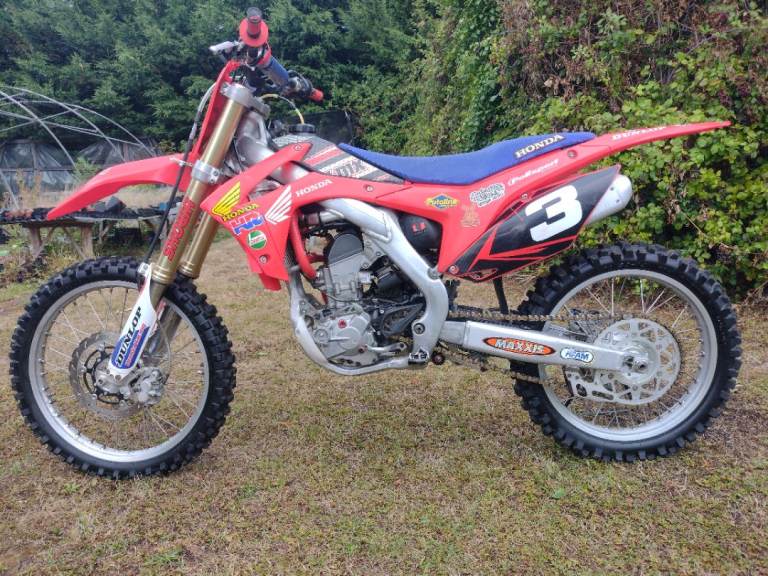 2014 Honda CRF 250R. 131 HOURS ONLY. LOVELY CONDITION. STANDARD