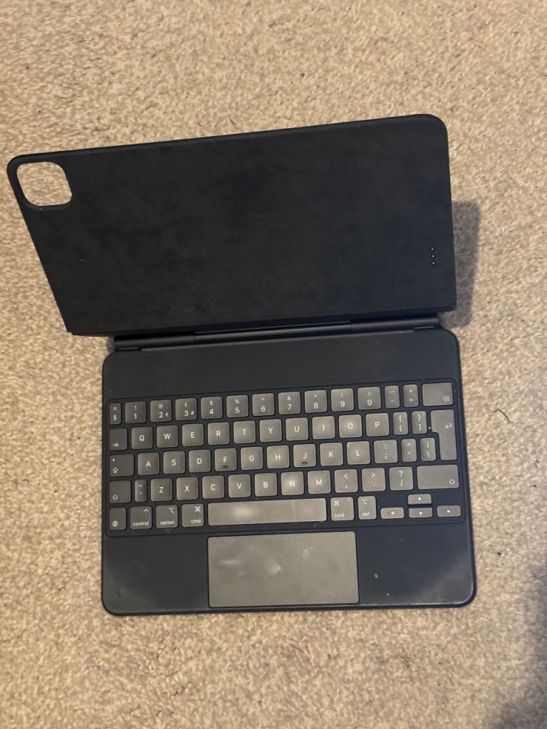 Apple Magic Keyboard iPad Pro 11” 3rd/4th Generation