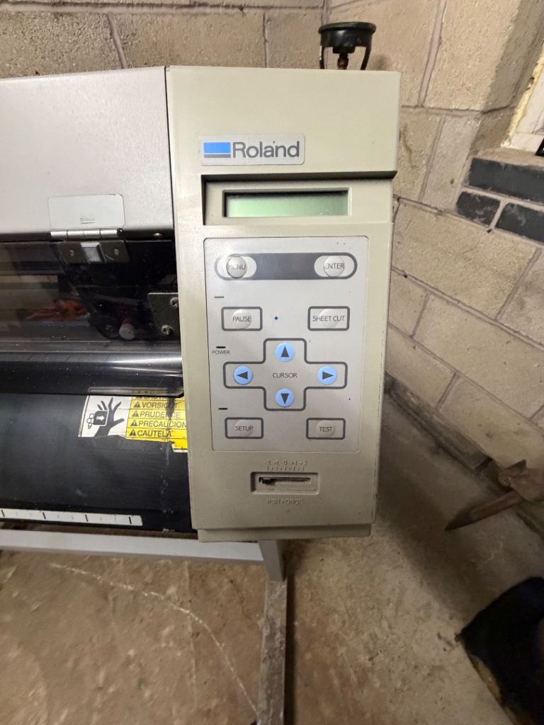 Van signage livery lettering vinyl cutter printer Roland camm 1 pro 