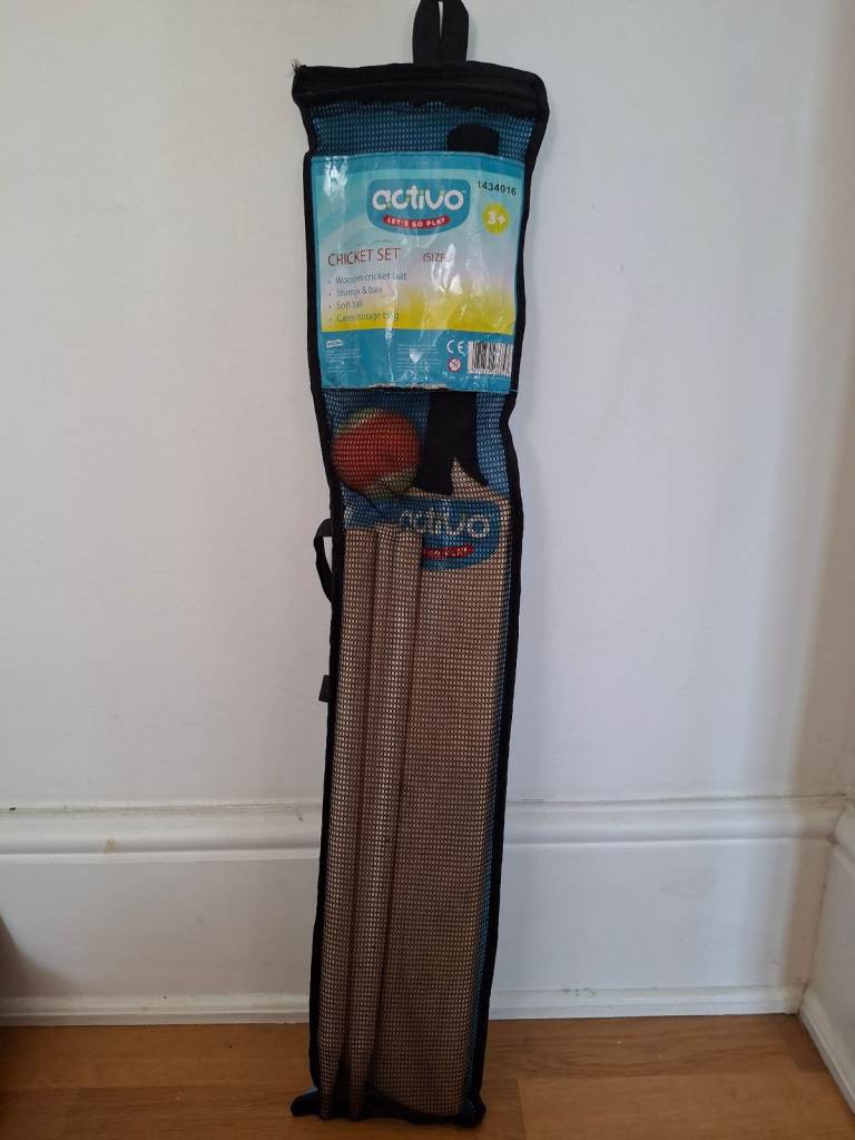 Activo junior cricket set size 3 for age 7+