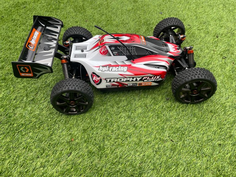 RC TROHPY FLUX BUGGY 1:8 SCALE 