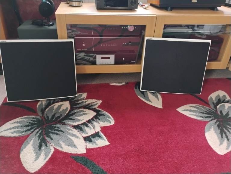 *REDUCED * RARE TO FIND, Audiophile JAMO Art A 510 speakers.