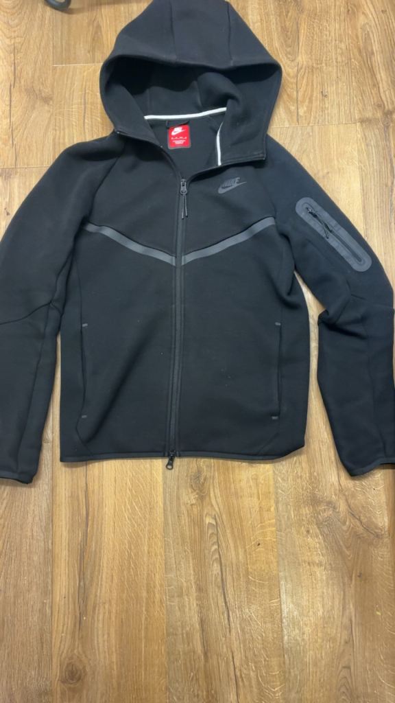 Mens black nike tech fleece size s