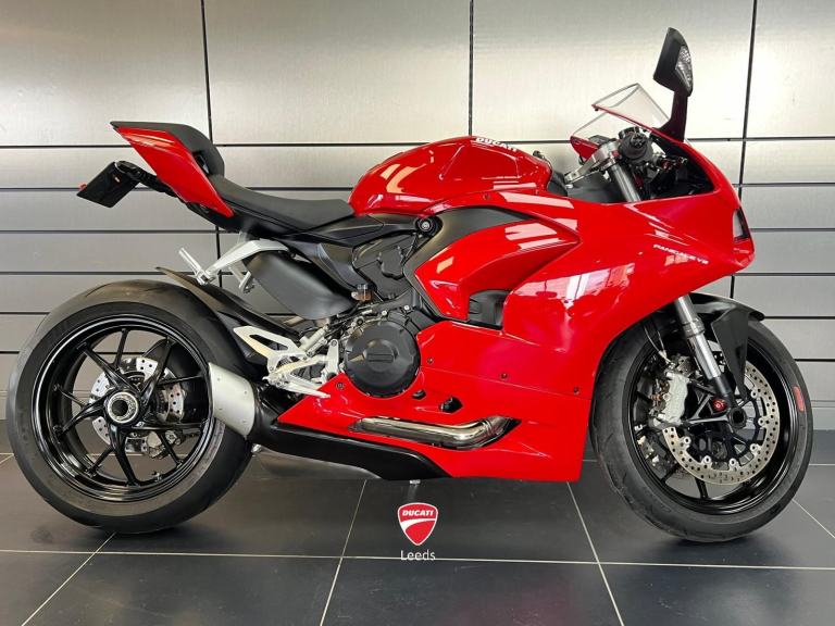 DUCATI PANIGALE V2