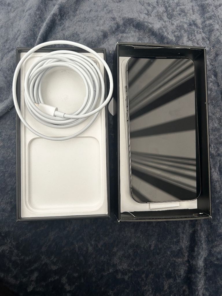 iPhone 13 Pro  128gb – Black, As Good As New